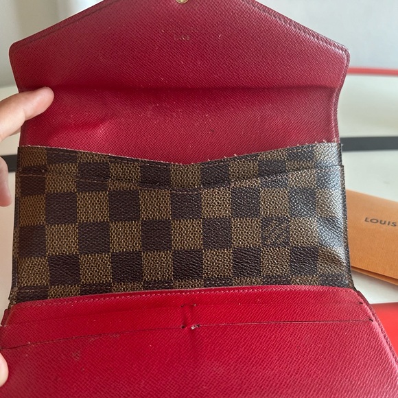 Louis Vuitton Wallet - Picture 3 of 12